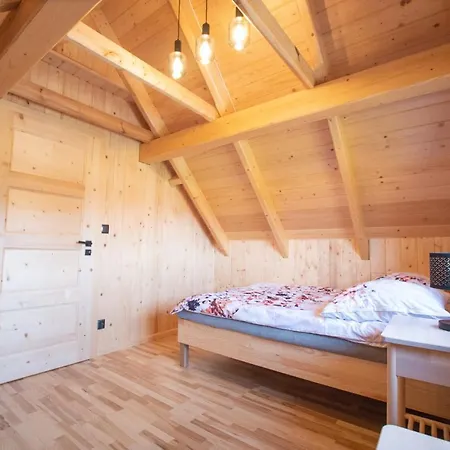 شاليه Antosiowy فيسلا